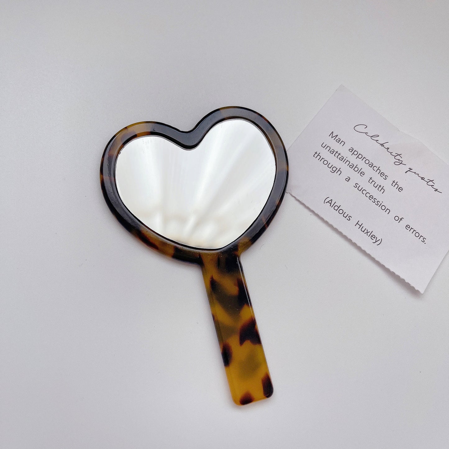 Health & Beauty - Fashion Portable Love Makeup Small Mirror
