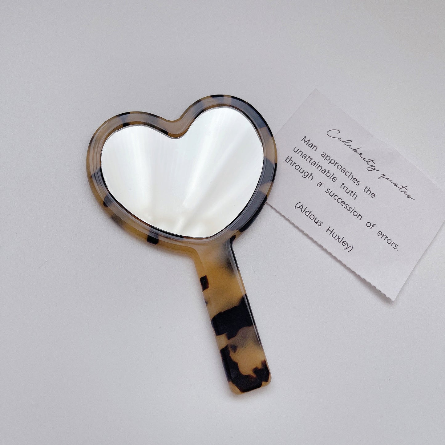 Health & Beauty - Fashion Portable Love Makeup Small Mirror